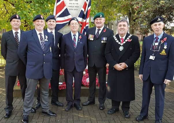 Gainsborough Vets at the War Memorial with the Mayor 
of Gainsborough, Coun Kenneth Woolley