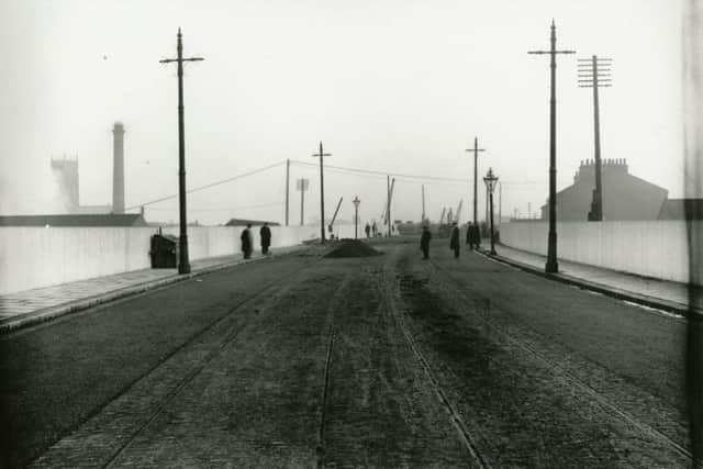 This photograph, taken in 1910 by Luke Bagshaw and Son, shows Doncaster's North Bridge.