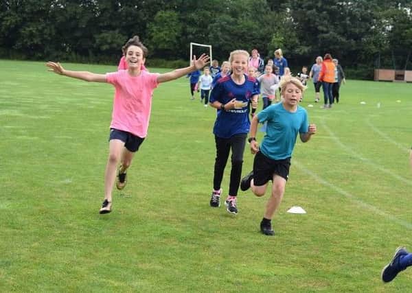 Runners taking part in Morton Trentside's Race For Life