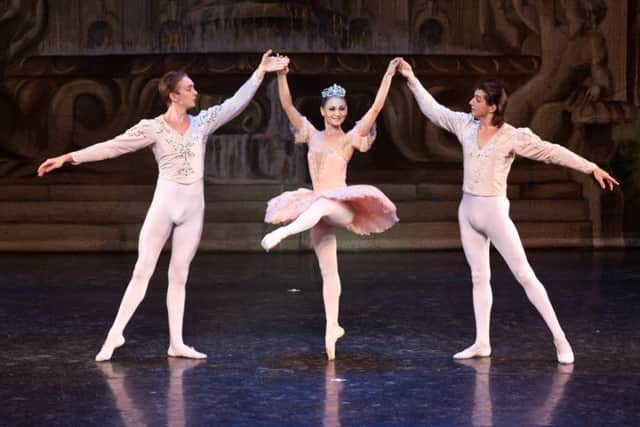 Act 2 pas de deux, Nutxcracker