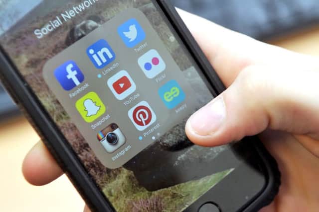 social media phone app