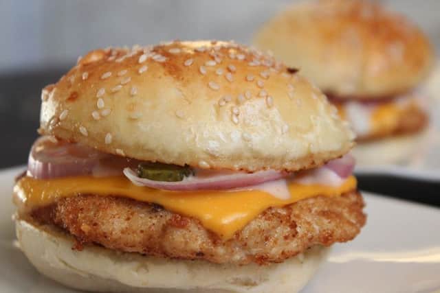 Burger. Photo by Pixabay.