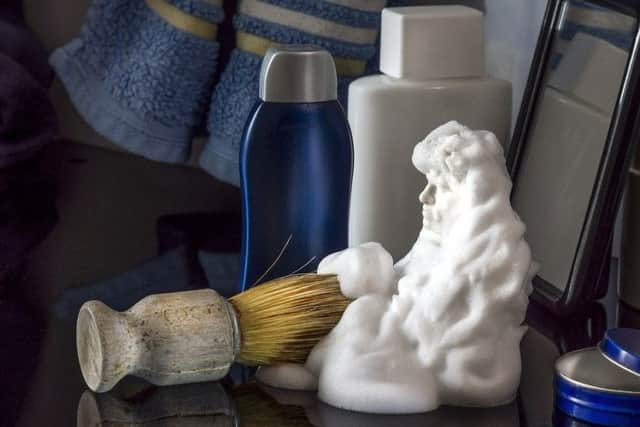Shaving. Photo by Pixabay.