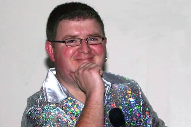 Organist Tony Stace EMN-170312-073959001