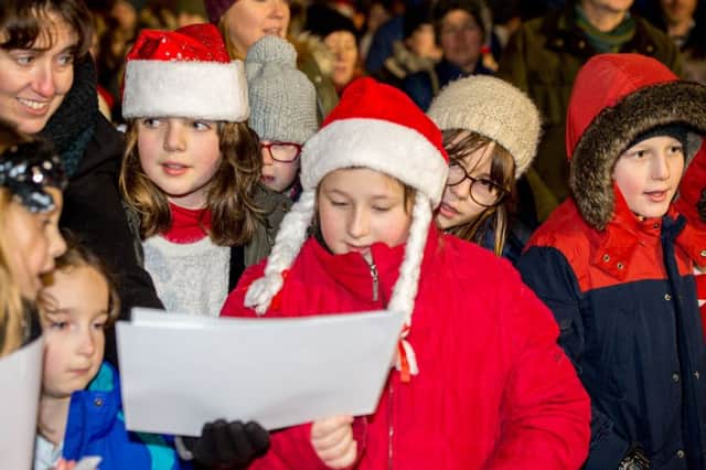 Children from Kirkby on Bain School sing EMN-171012-174136001