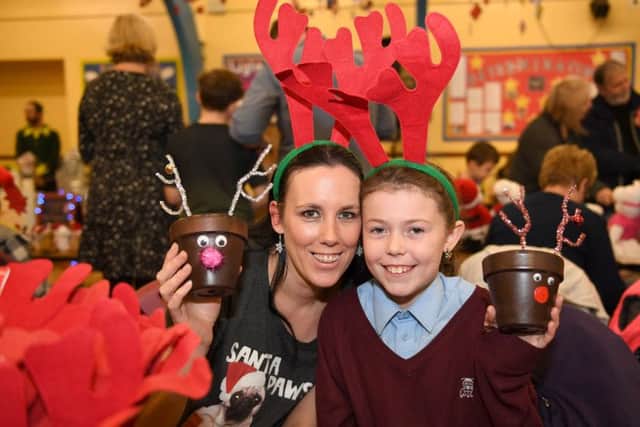 William Alvey School winter fair. Laura-Jane Blankley and Lexie Blankley 9. EMN-170412-121026001