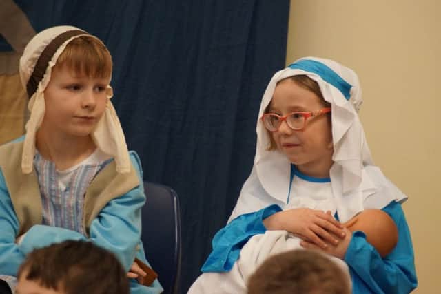 Market Rasen Primary School Key Stage 1 Nativity EMN-171220-090703001