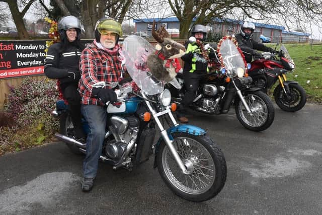 10th annual toy run for charity, leaving from Hammer and Pincers. EMN-171218-100653001