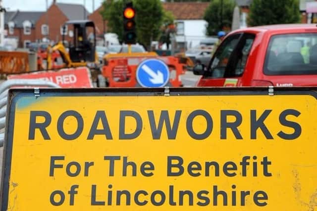 Roadworks could lead to delays for commuters EMN-171227-160056001