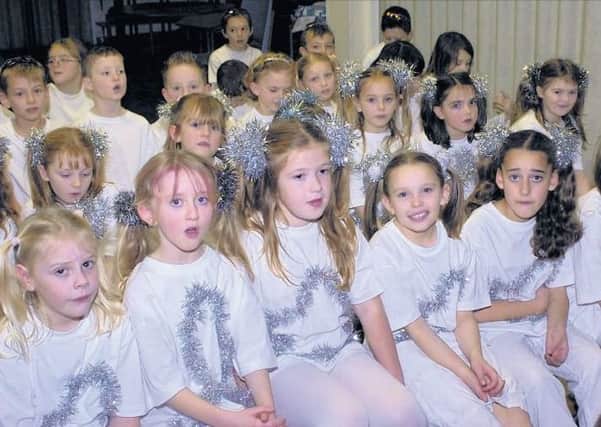 Hawthorn Tree Primary School at Christmas 2007.