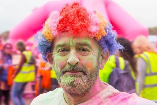 St Barnabas Colour Run, 2017. Photo by Instinctive Photography. EMN-181001-161354001