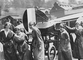 Heroines of the Homefront EMN-181201-205701001