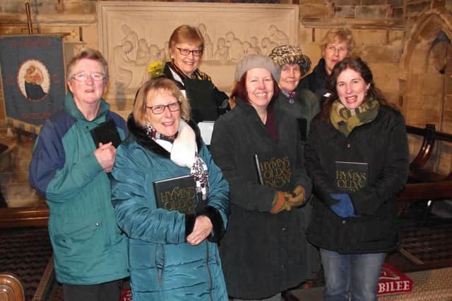 Thimbleby Choir has new hymn books thanks to fundraising efforts at the Durham Ox EMN-180115-082813001