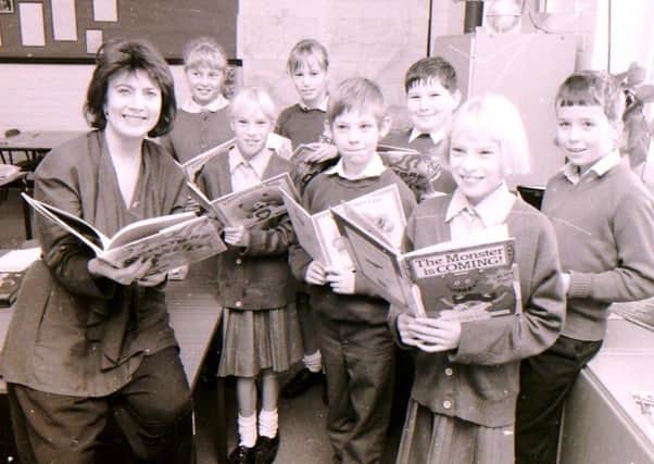 Children at the book fair held at Mrs Mary King's School in Martin in November 1992. EMN-180118-164136001