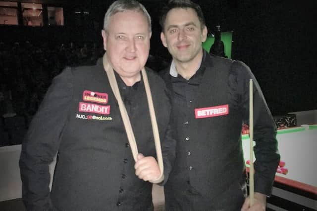 Nigel with Ronnie O'Sullivan EMN-180219-181904002