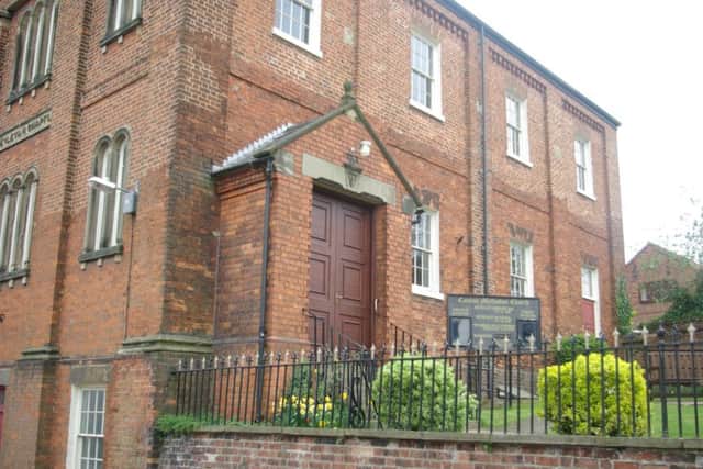 Caistor Methodist Church EMN-180222-084156001