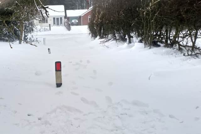 Heavy snow is still halting motorists in Belchford. Picture taken today (Thursday) by John Fieldhouse. EMN-180103-095309001