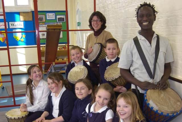 Gipsey Bridge drummers
Shelley Grant - Gipsey Bridge School
Year 3-5 pupils
Njega Sohna - Drumming instructor