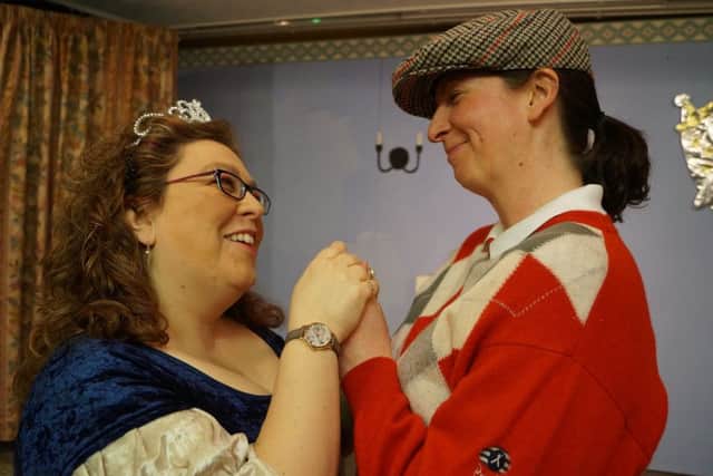 Emma Fairhall as Princess Aurora and her Primce Charming, Cara Philipson EMN-181203-104745001
