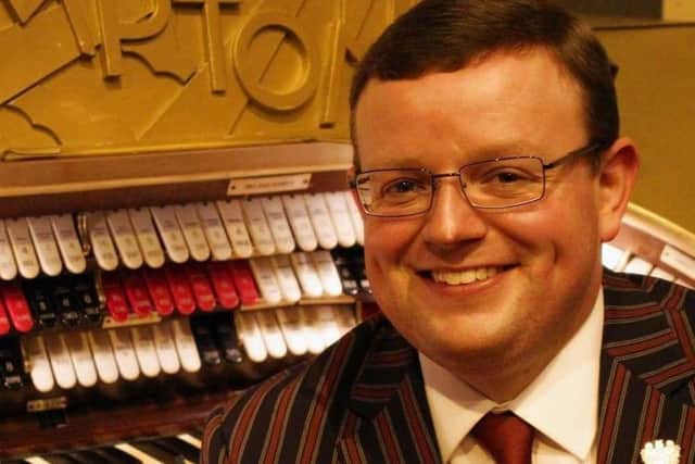 Organist Cameron Lloyd EMN-180316-072614001