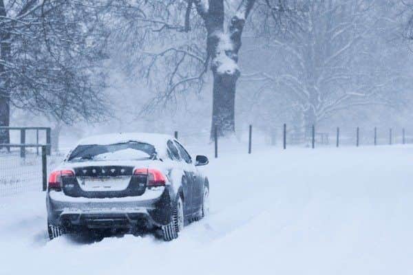 Nominate your Snow Hero. EMN-180322-162000001
