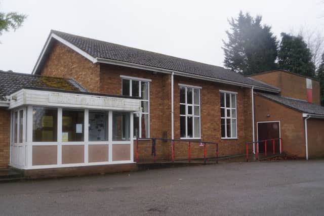 Wragby Town Hall EMN-180304-175049001