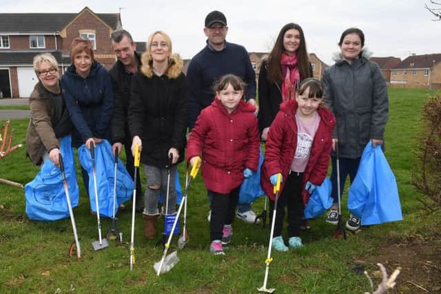 Litter pick, Southfields, Sleaford. L-R Amy Scotney, Tara George, Trevor Brown, Lisa Allen, Martin Kimmersley, Kaitlin Cammack 7, Abbie Cammack, Kimberley Cammack 7, Elissa Cammack 15. EMN-180904-104523001