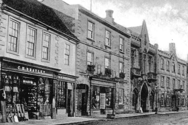 How they used to look and could look again, the buildings along Market Place in Sleaford. EMN-180420-114131001