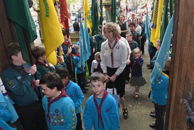 Scouts St George's Day parade on Sleaford Market Place. EMN-180423-100231001