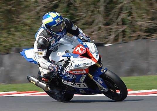 Phil Crowe sets the pace at Oulton Park EMN-180427-095444002