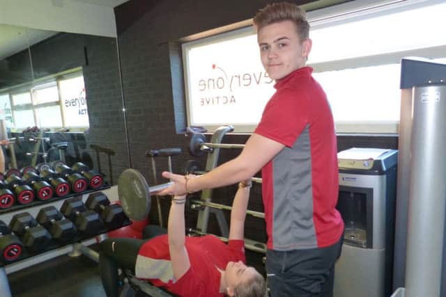 De Aston Sports Centre EMN-180405-103744001