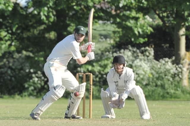 Neil Davies' unbeaten 47 from 43 balls helped Market Rasen to an eight-wicket victory over the Nettles. EMN-180521-144432002
