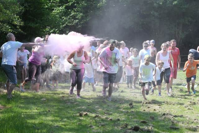 Sleaford Fun Day at Sleaford Rugby Club. Colour Run. EMN-180528-114200001