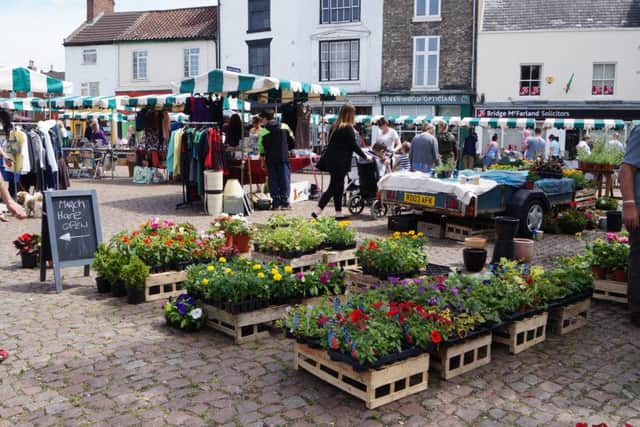 The bustling bric-a-brac market EMN-180626-071437001
