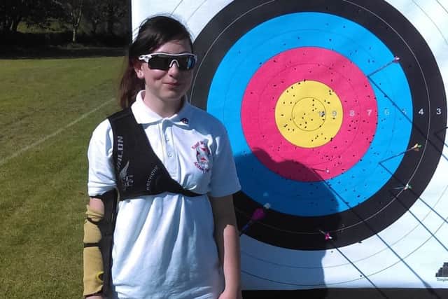 Promising young archer Louise Smith EMN-180628-114423002