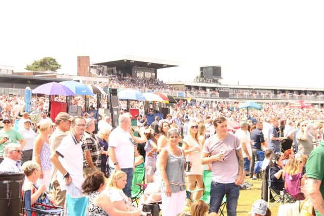 A five-figure crowd was estimated by officials at Market Rasen's last meeting EMN-180723-154402002