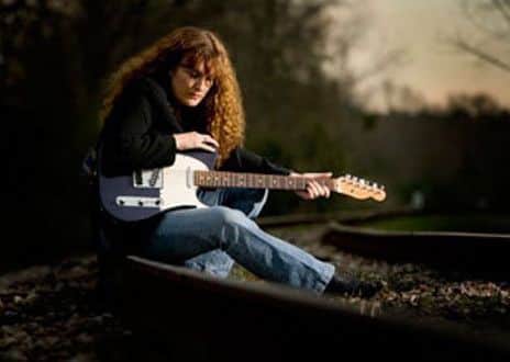 Debbie Bond EMN-180108-123705001