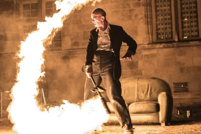 Fire show Amor.