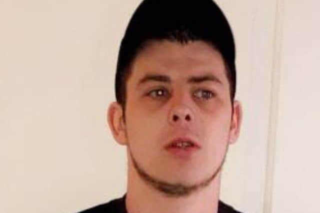 Have you seen Lee Barsby? EMN-181008-142950001