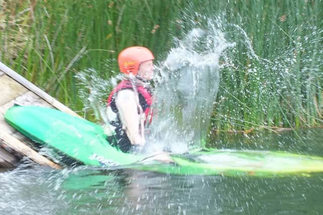 Otters have fun at Whisby Lakes EMN-180828-123149001