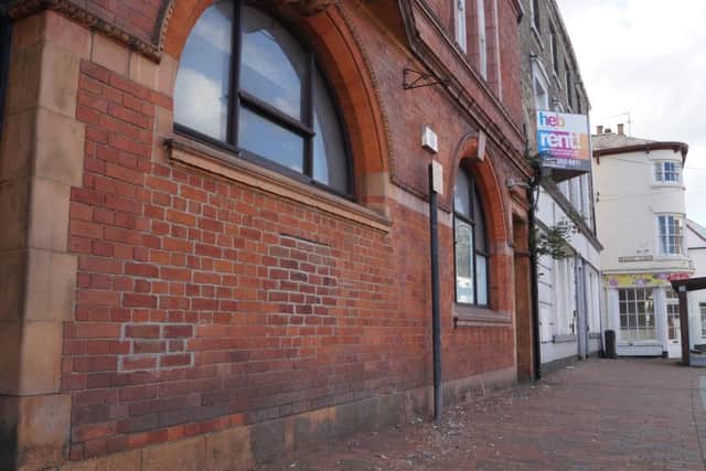 Pigeon mess outside the closed banks in Market Rasen market place EMN-180409-091005001