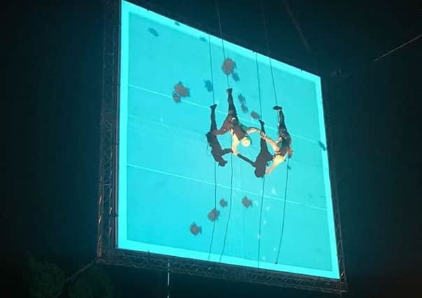 The cops and robbers chase in Wanted by eVenti Verticali even  took the acrobatic Piallini brothers under the sea. ANL-180209-093332001