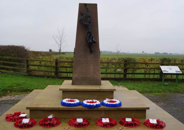 Wickenby Remembrance 2015 EMN-180209-231639001