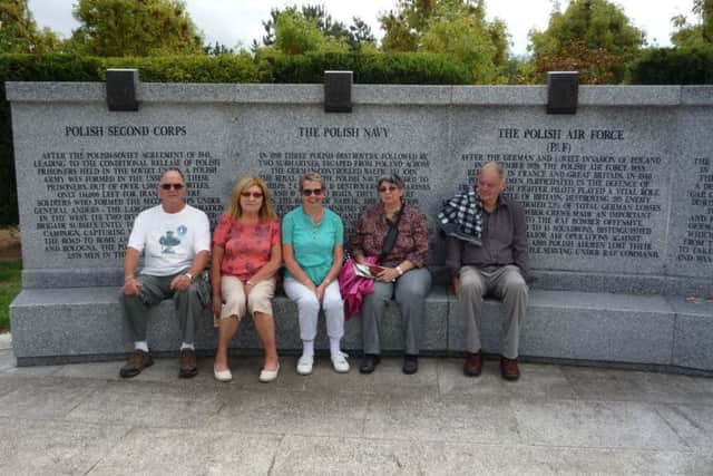 Members of Binbrook WI at the National Arboretum EMN-180826-173239001