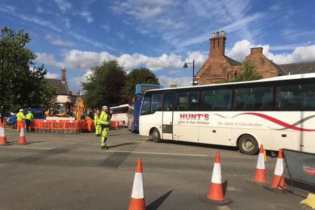 "The way that they get the school buses in and out of QEGS, and keep the traffic flowing is great." EMN-180917-145353001