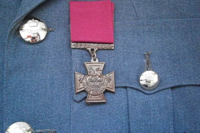 The Victoria Cross. EMN-180709-180149001