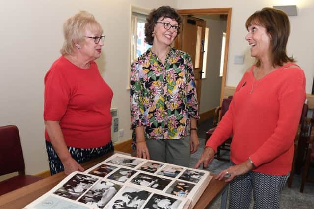 Try Something New Day at Sleaford Town Hall. L-R Nancy Warnes and Hazel Bridgen of Sleaford Little Theatre, talking to Jan Mathieson. EMN-180917-120802001