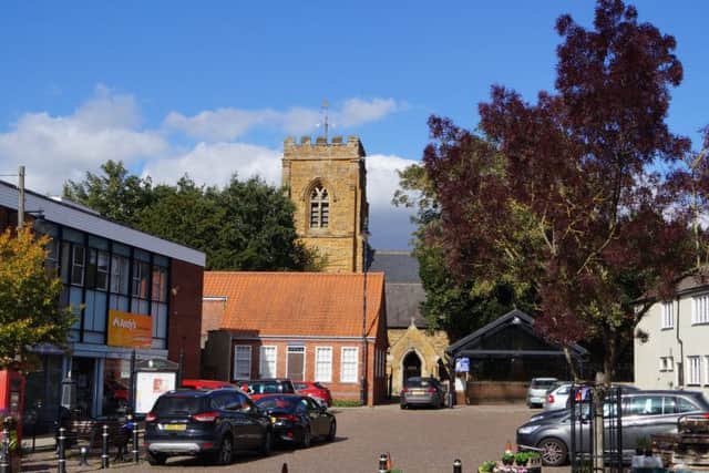 Market Rasen market place EMN-180110-064824001