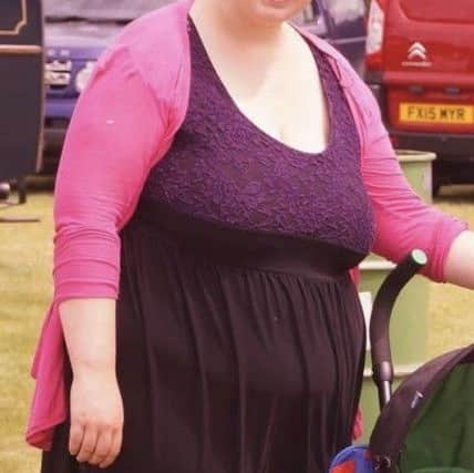 Sarah Clarke EMN-180928-135838001