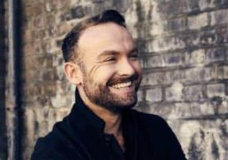 Kevin Simm. EMN-180810-203732001